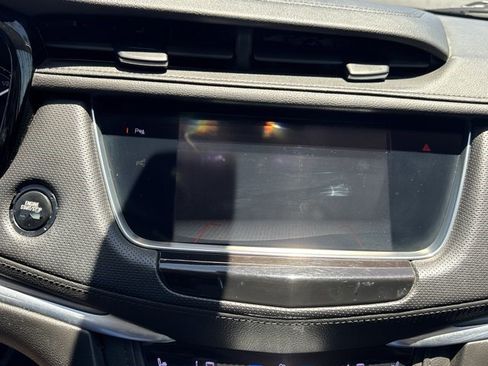 Used 2017 Cadillac XT5 Luxury FWD image 15