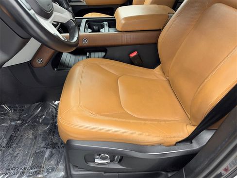 Used 2023 Land Rover Defender 130 First Edition image 34