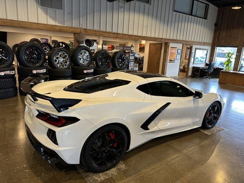 Used 2020 Chevrolet Corvette Stingray Premium Cpe w/ 3LT Preferred Equipment Group image 5
