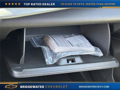 Used 2024 Chevrolet Trax LT w/ Driver Confidence Package FWD image 30