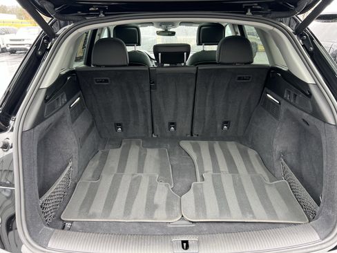 Used 2021 Audi Q5 Premium Plus w/ Premium Plus Package image 36