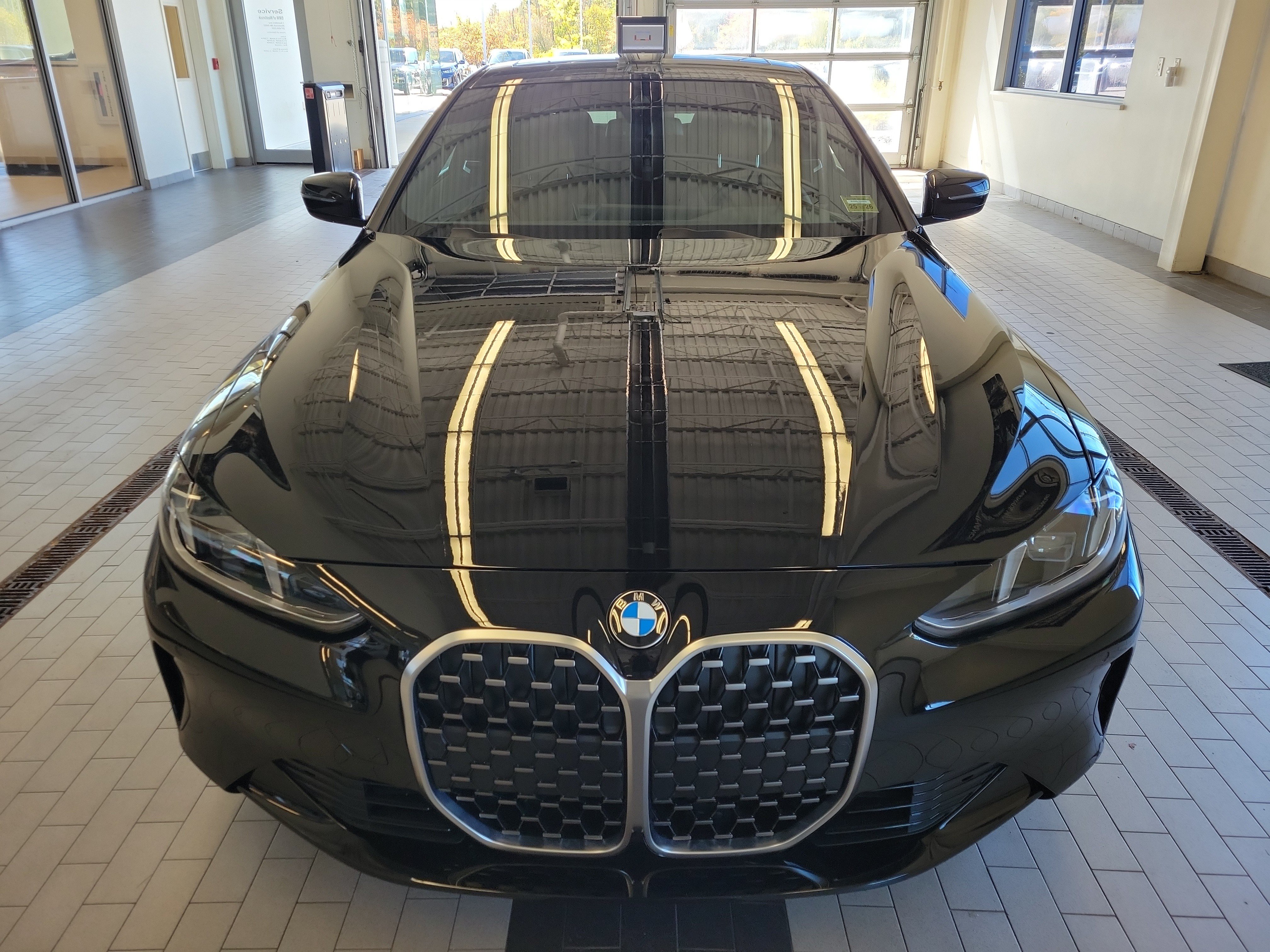 Used 2025 BMW 430i xDrive Coupe w/ Convenience Package AWD/4WD image 2