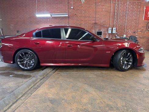 Used 2023 Dodge Charger Scat Pack w/ Technology Group RWD image 6