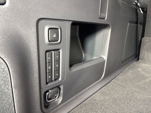 New 2025 Lincoln Navigator L Reserve image 29