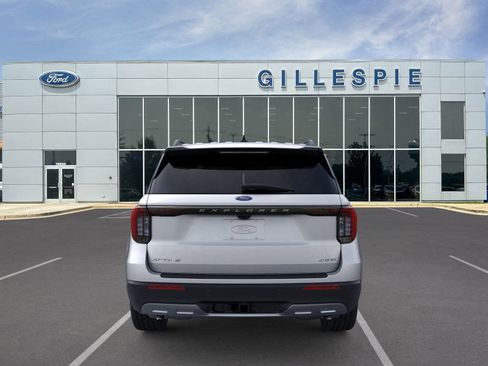 New 2025 Ford Explorer Active w/ Active Comfort Package image 5