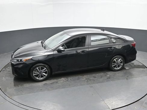 Used 2024 Kia Forte LXS FWD image 37