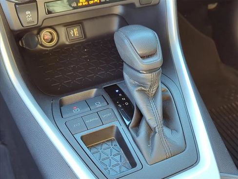 Used 2023 Toyota RAV4 LE image 15