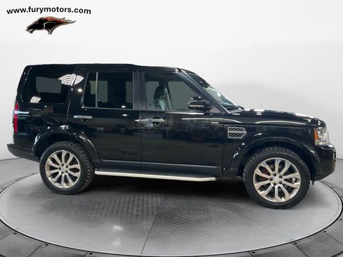 Used 2015 Land Rover LR4 HSE image 2