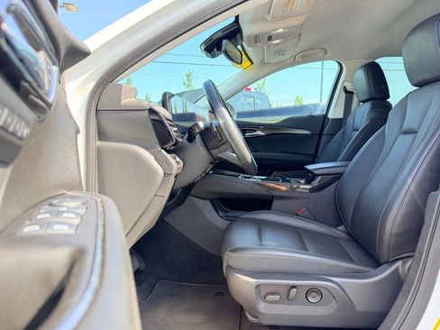 Used 2024 Buick Envision Preferred AWD/4WD image 23