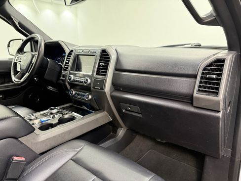 Used 2019 Ford Expedition XLT w/ Equipment Group 201A image 31