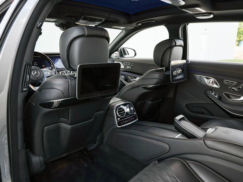 Used 2020 Mercedes-Benz Maybach S 650 image 34