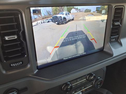 Used 2024 Ford Bronco Big Bend image 18