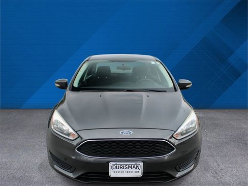 Used 2017 Ford Focus SE image 4