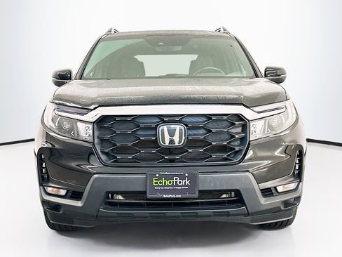 Used 2023 Honda Passport EX-L image 2