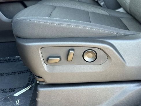 New 2026 GMC Sierra 1500 Elevation image 22