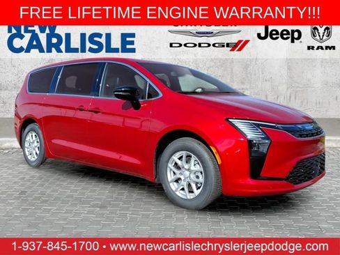New 2027 Chrysler Pacifica Select w/ Family Tech Group FWD image 1