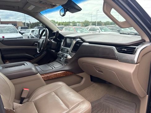 Used 2016 Chevrolet Suburban LTZ AWD/4WD image 27