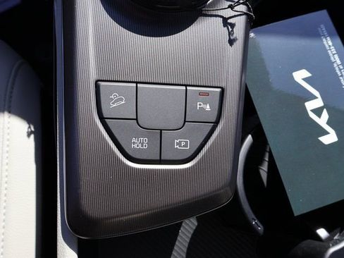 New 2026 Kia Sportage EX image 29