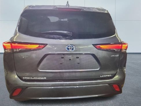 Used 2023 Toyota Highlander Limited AWD/4WD image 7