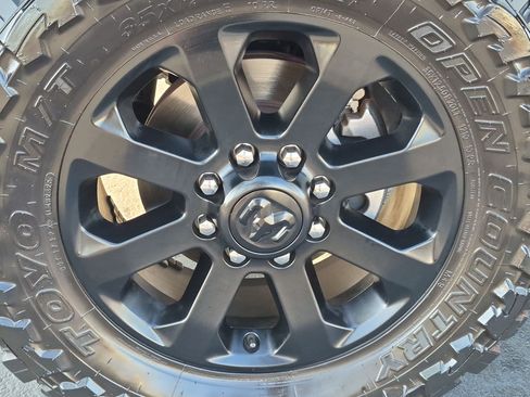 Used 2023 RAM 3500 Laramie AWD/4WD image 13