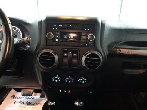 Used 2017 Jeep Wrangler Sport w/ Quick Order Package 24S image 12