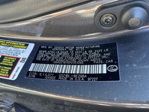 Used 2023 Lexus ES 350 w/ Premium Package image 11