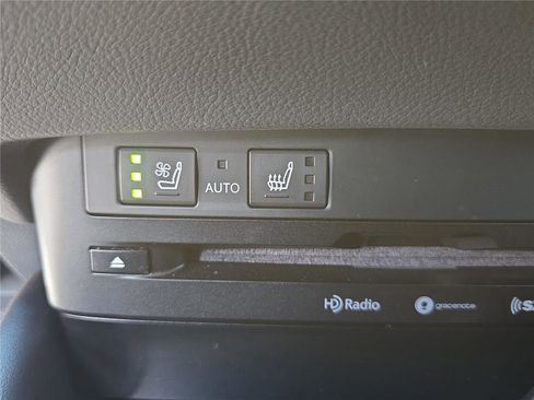 Used 2022 Lexus ES 350 F Sport image 15