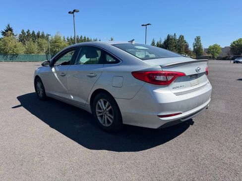 Used 2017 Hyundai Sonata SE FWD image 5