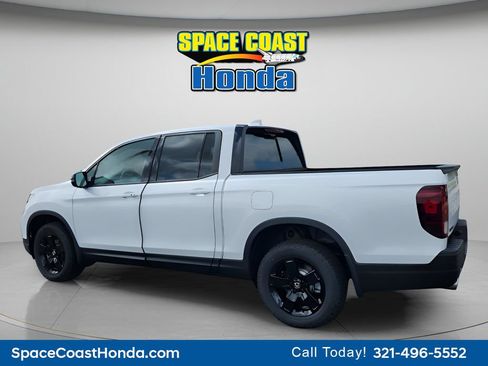 New 2026 Honda Ridgeline Black Edition image 8