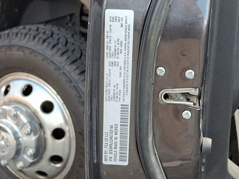 Used 2022 RAM 3500 Laramie image 20