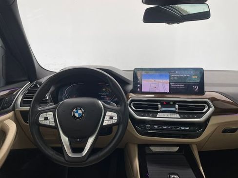 Used 2022 BMW X3 sDrive30i w/ Premium Package 2 (ZPA) RWD image 3