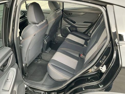 Used 2021 Subaru Crosstrek 2.0i Premium w/ Moonroof Package image 12