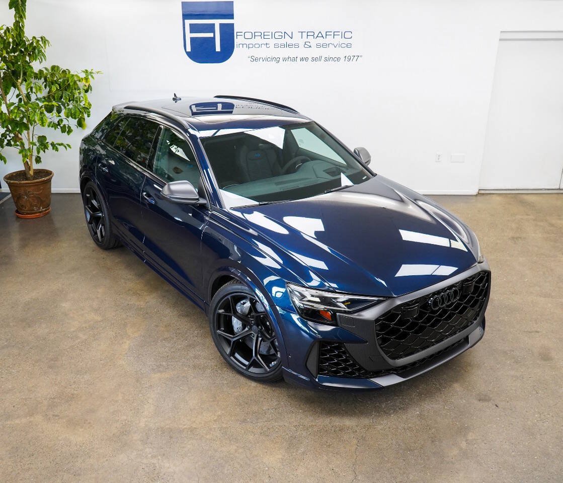 Used 2026 Audi RS Q8 performance AWD/4WD image 36