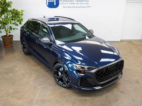 Used 2026 Audi RS Q8 performance AWD/4WD image 36