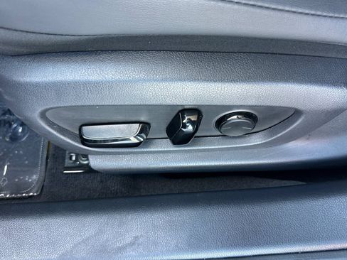 Certified 2025 Lexus ES 350 w/ Accessory Package (Z2) FWD image 15