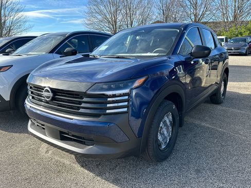 New 2026 Nissan Kicks S image 1