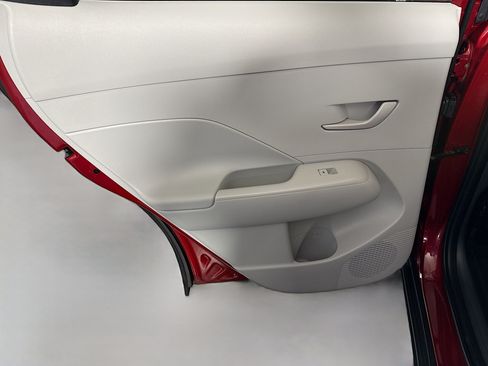 Used 2024 Hyundai Kona SEL FWD image 26