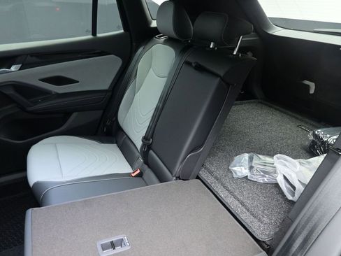 New 2026 Volkswagen Tiguan SE R-Line image 22