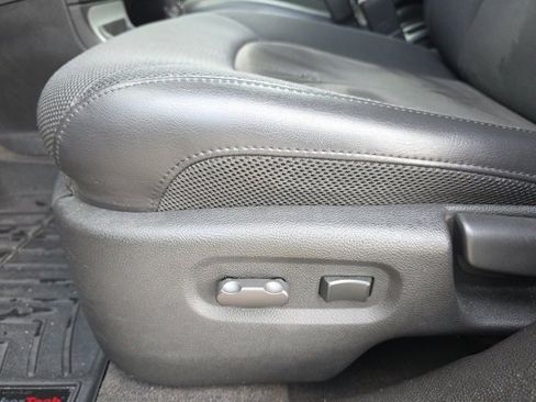 Used 2008 Chevrolet HHR SS image 13