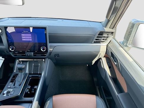 New 2026 Lexus GX 550 image 19