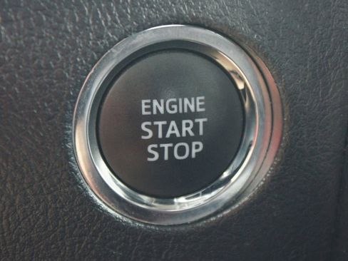 Used 2022 Toyota 4Runner TRD Off-Road Premium image 9