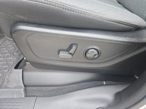 Used 2022 RAM 1500 Lone Star image 13