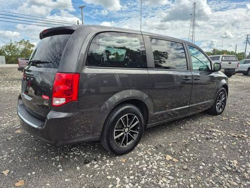 Used 2019 Dodge Grand Caravan GT FWD image 5