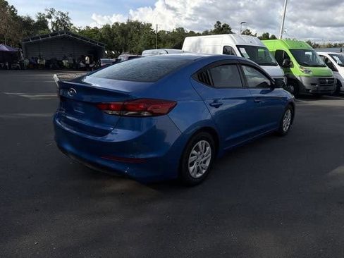Used 2018 Hyundai Elantra SE FWD image 13