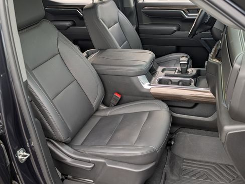 Used 2023 Chevrolet Silverado 1500 LT AWD/4WD image 21