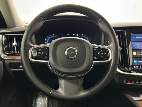 Used 2024 Volvo S60 B5 Plus image 10