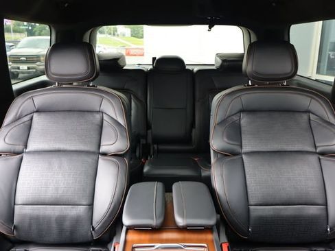 Used 2025 Lincoln Navigator Black Label AWD/4WD image 41
