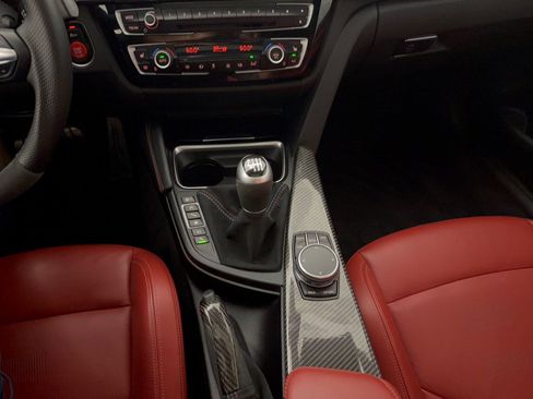 Used 2020 BMW M4 Coupe w/ Competition Package RWD image 22