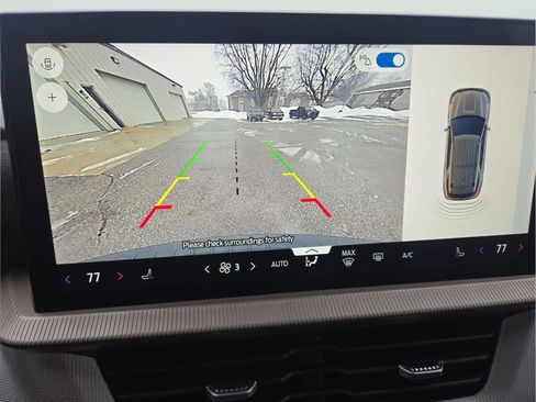 Used 2025 Ford Explorer Active image 17