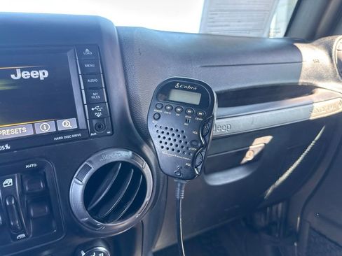 Used 2017 Jeep Wrangler Unlimited Sport w/ Quick Order Package 24S AWD/4WD image 20